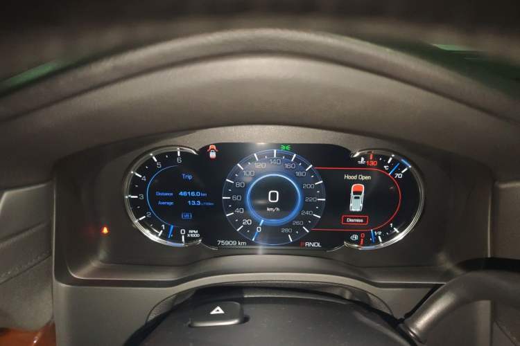 Used Cadillac Escalade  Instrument Cluster