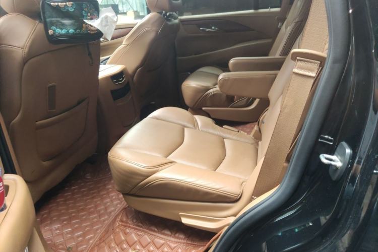 Used Cadillac Escalade  Left Rear Seat