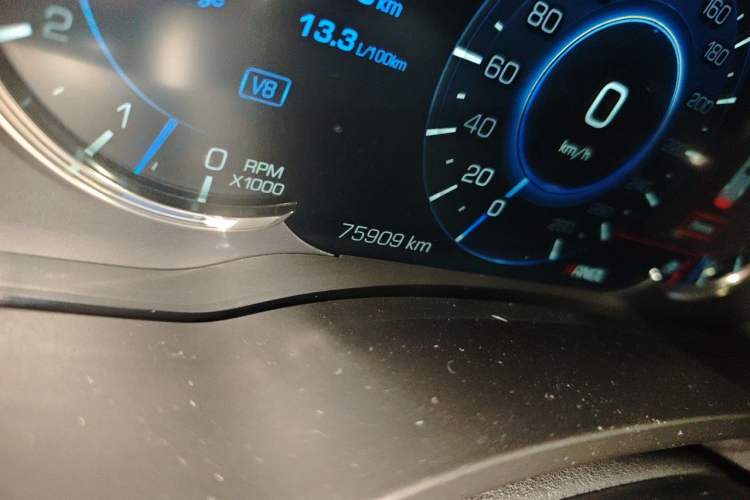 Used Cadillac Escalade  Odometer Close Up