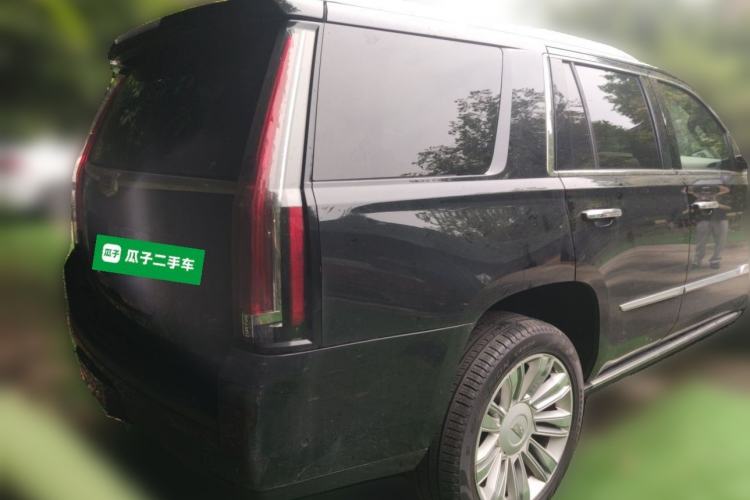 Used Cadillac Escalade  Rear Right 45 Deg