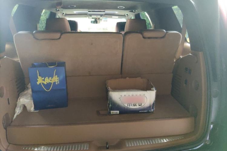Used Cadillac Escalade  Trunk