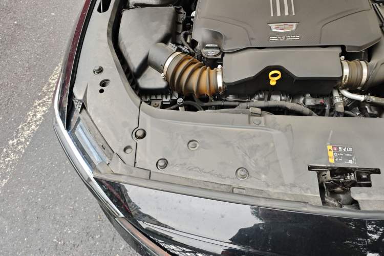 Used Cadillac GT4 2023 25T Luxury Model Engine Bay Right