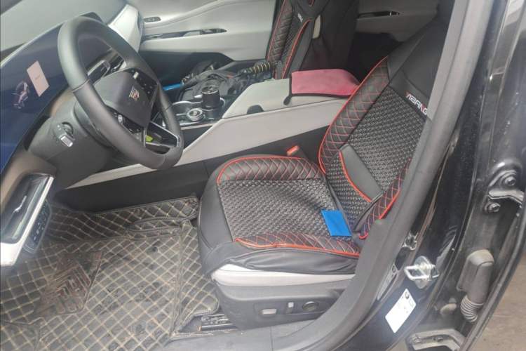 Used Cadillac GT4 2023 25T Luxury Model Right Front Seat