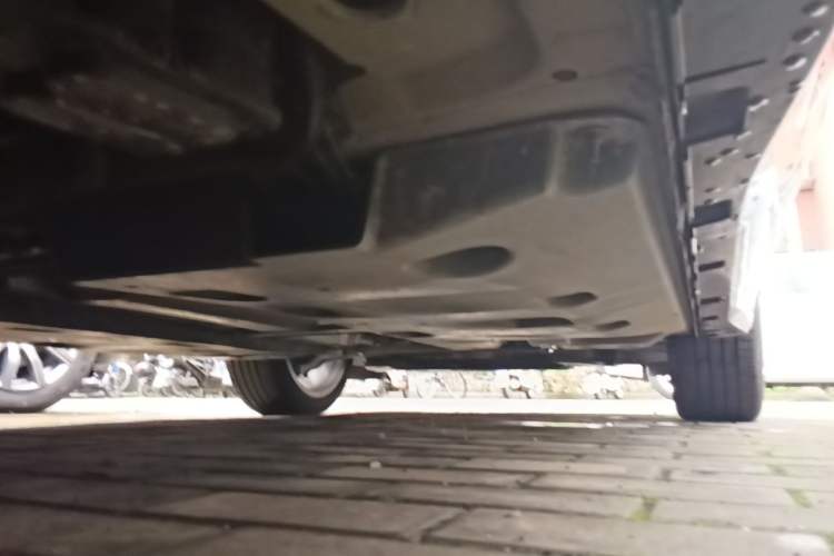 Used Cadillac GT4 2023 25T Luxury Model Chassis Rear Right