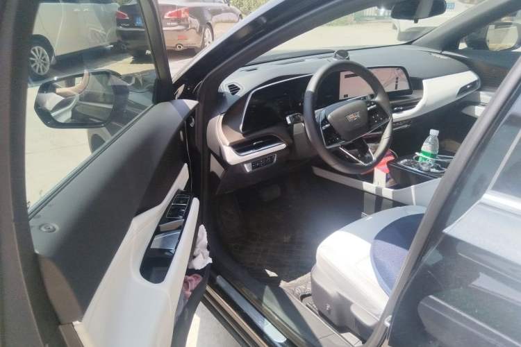 Used Cadillac GT4 2023 25T Fashion Edition Driver Seat