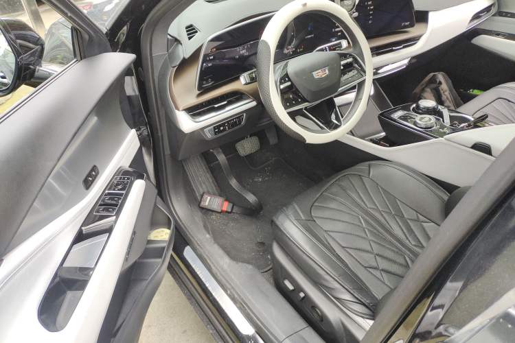 Used Cadillac GT4 2023 25T Luxury Model Driver Seat