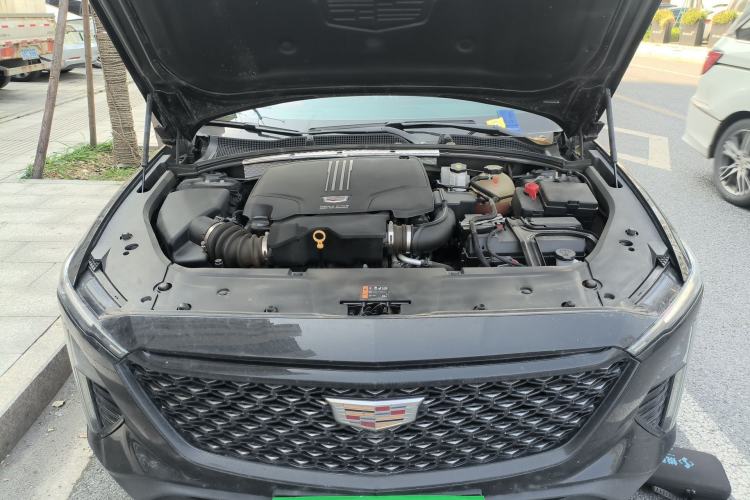 Used Cadillac GT4 2023 25T Fashion Edition Engine Bay