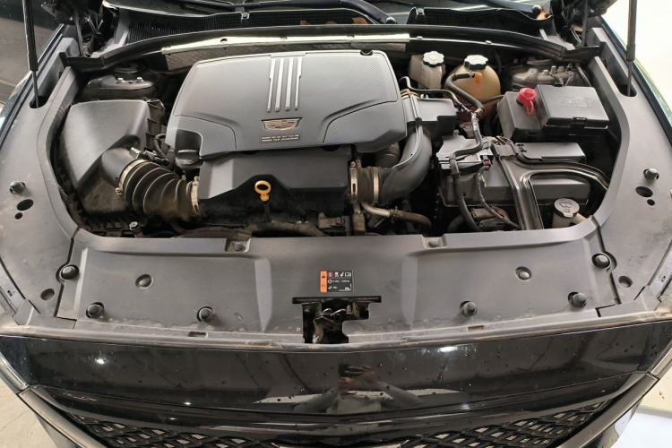 Used Cadillac GT4 2023 25T Fashion Edition Engine Bay