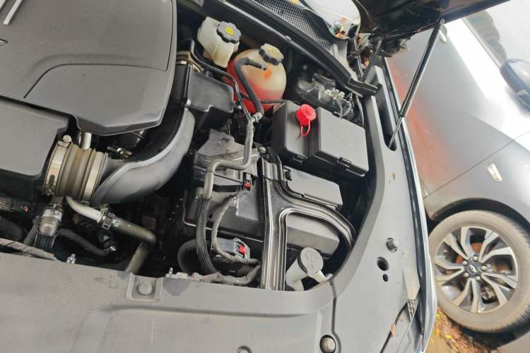 Used Cadillac GT4 2023 25T Luxury Model Engine Bay Left