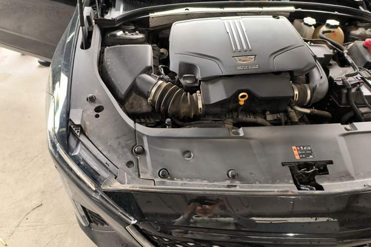 Used Cadillac GT4 2023 25T Fashion Edition Engine Bay Right
