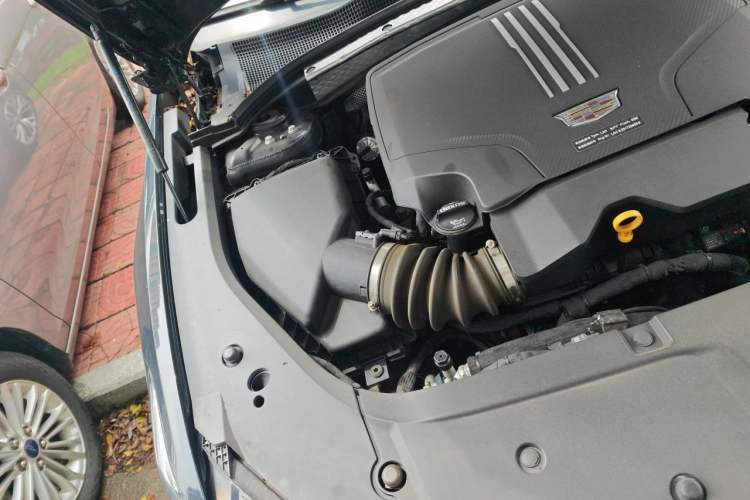 Used Cadillac GT4 2023 25T Luxury Model Engine Bay Right