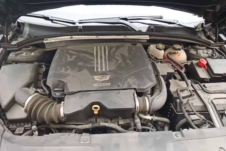 Used Cadillac GT4 2023 25T Luxury Model Engine Bay