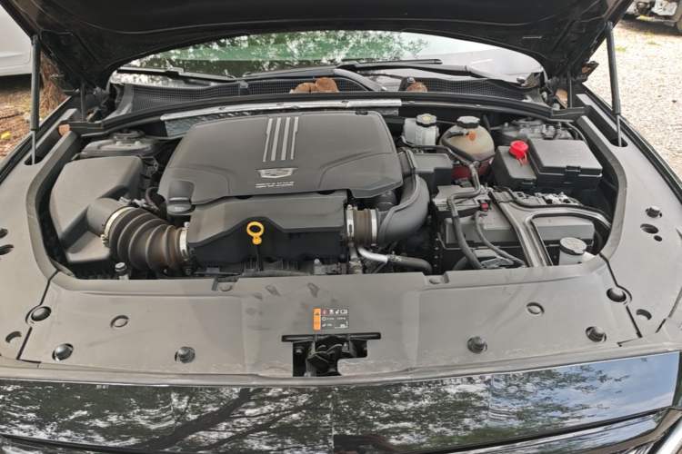 Used Cadillac GT4 2023 25T Luxury Model Engine Bay