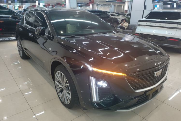 Used Cadillac GT4 2023 25T Luxury Model Exterior 2