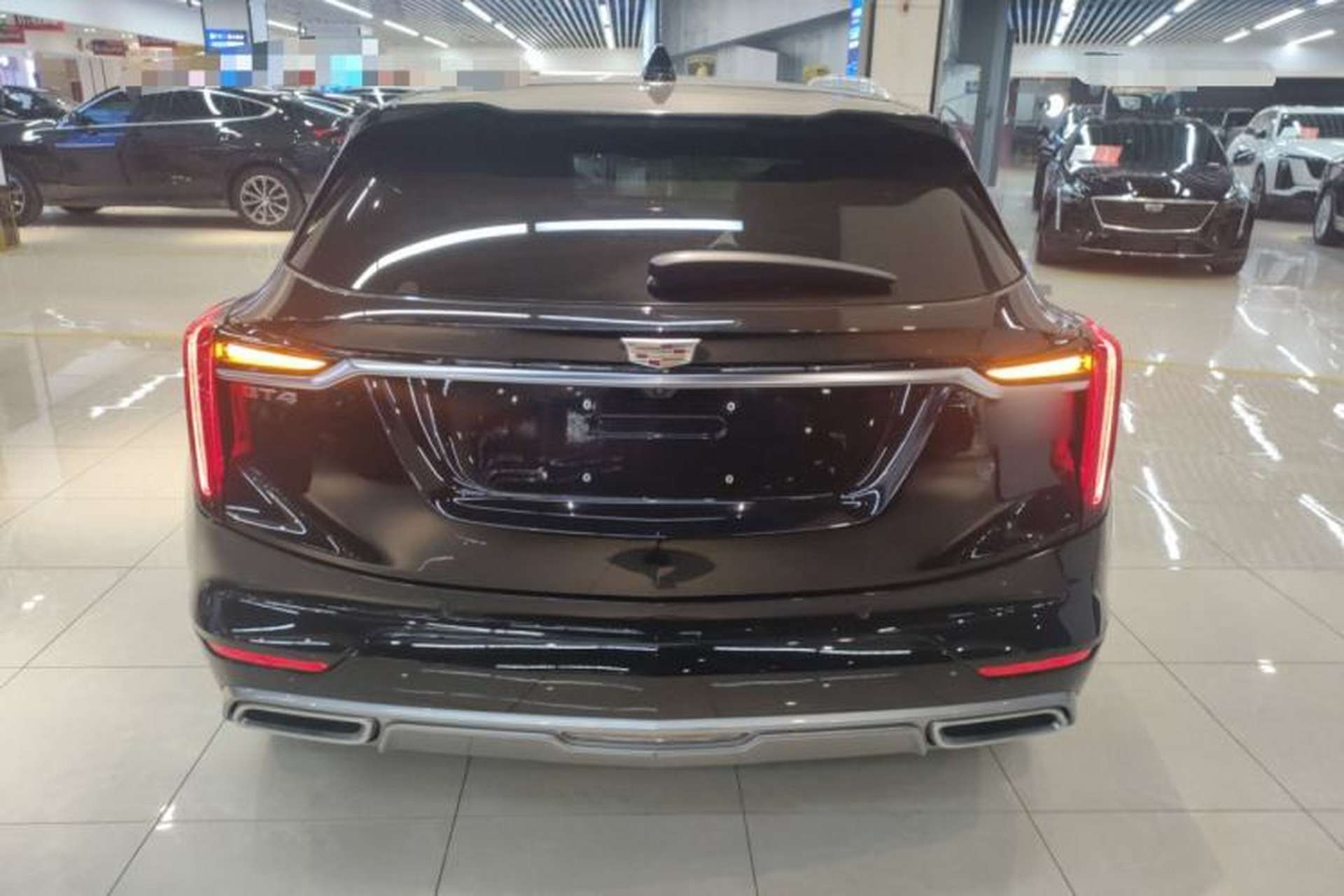 Used Cadillac GT4 2023 25T Luxury Model Exterior 4