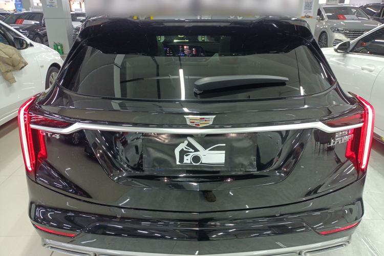 Used Cadillac GT4 2023 25T Luxury Model Exterior 4