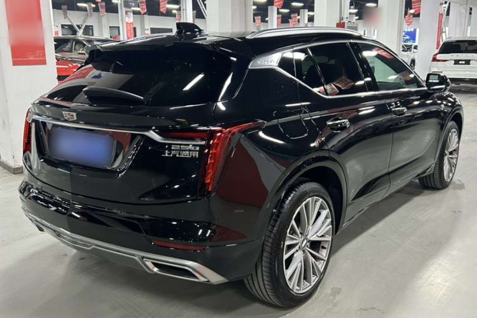 Used Cadillac GT4 2023 25T Luxury Model Exterior 5