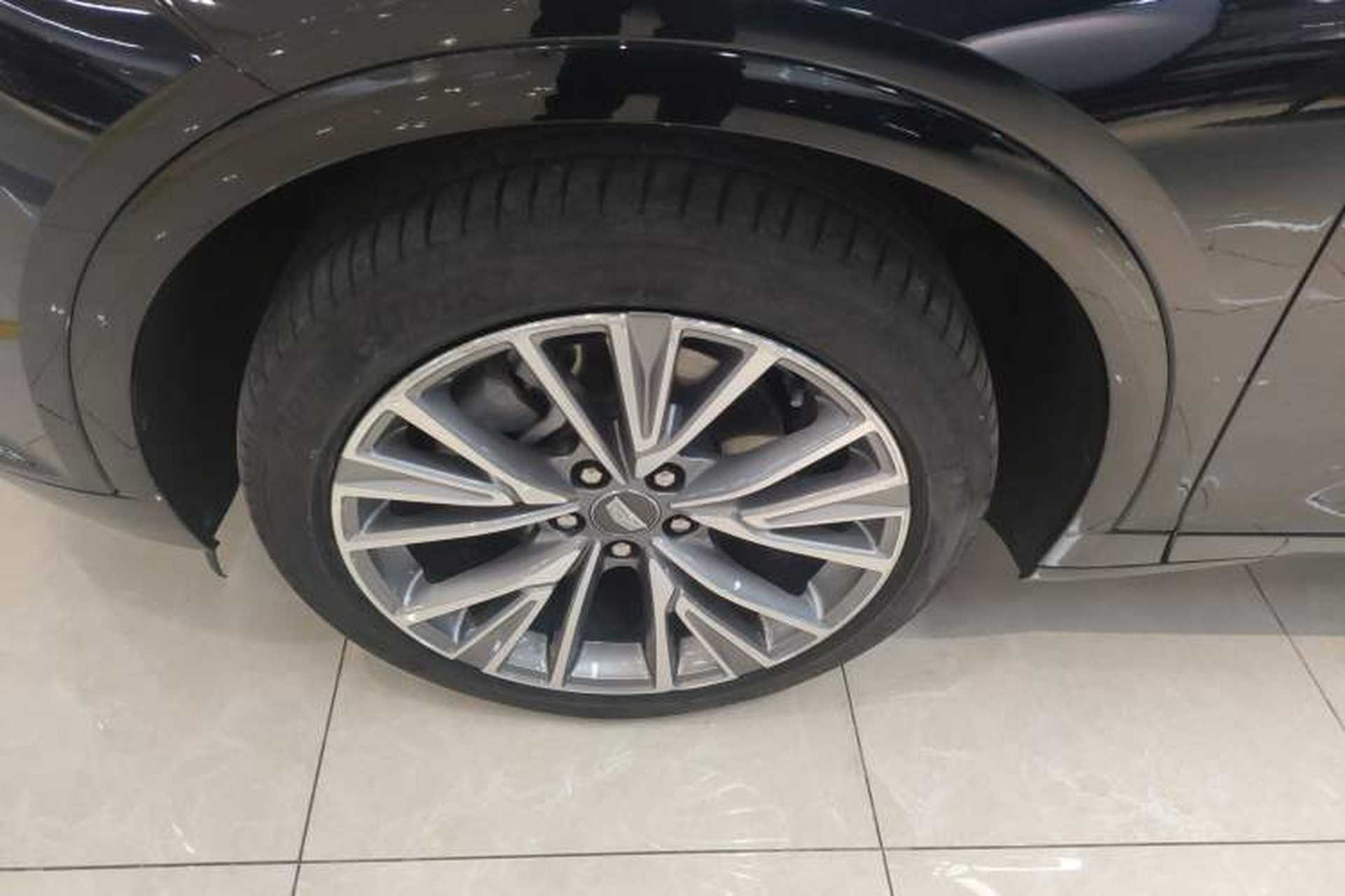 Used Cadillac GT4 2023 25T Luxury Model Exterior 7