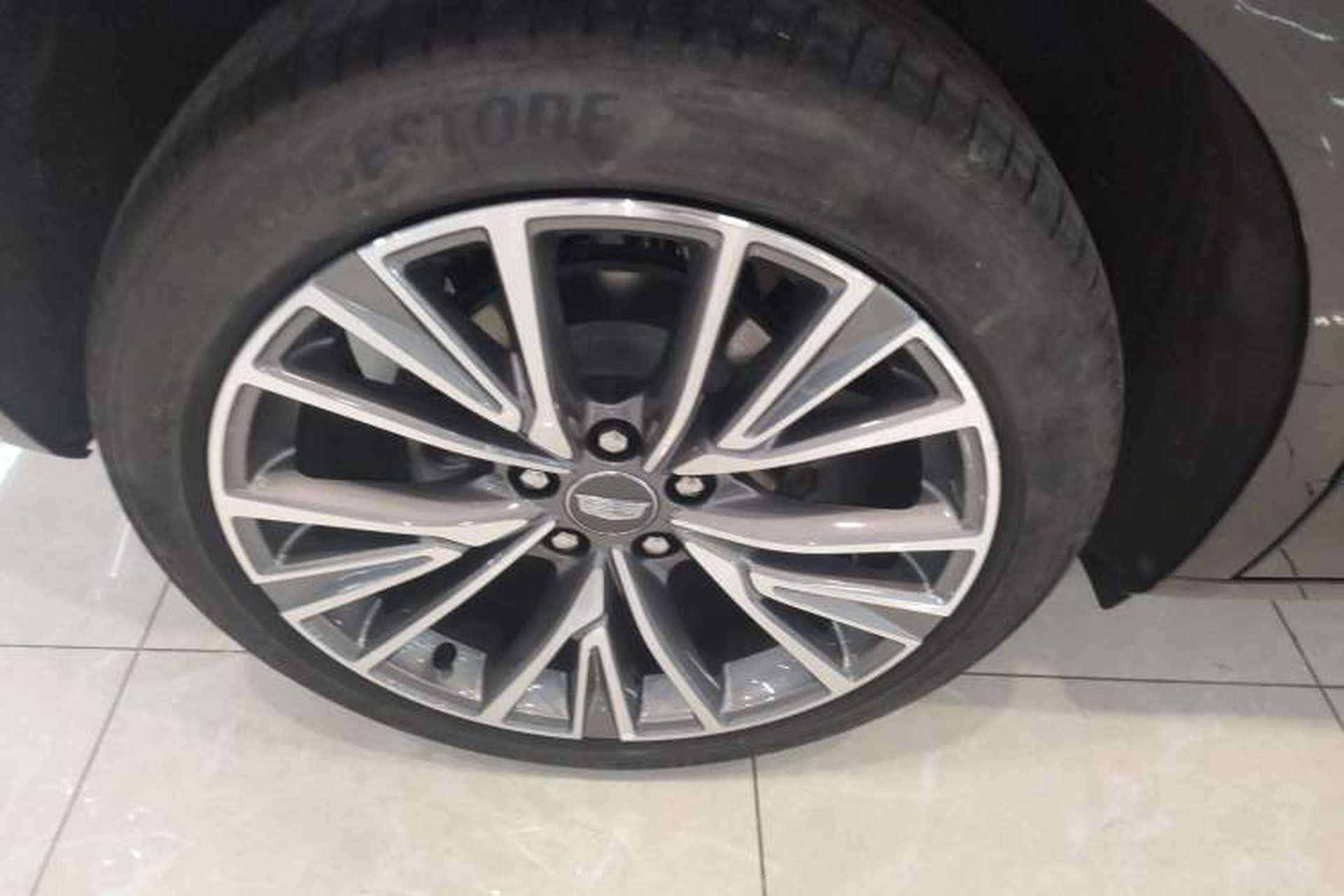 Used Cadillac GT4 2023 25T Luxury Model Exterior 8