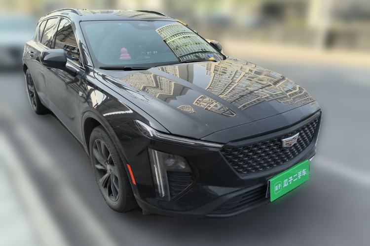 Used Cadillac GT4 2023 25T Fashion Edition Front Right 45 Deg