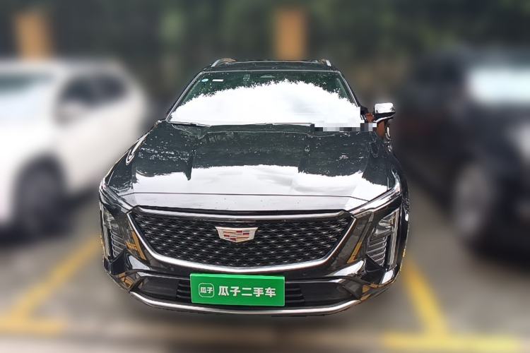 Used Cadillac GT4 2023 25T Luxury Model Front