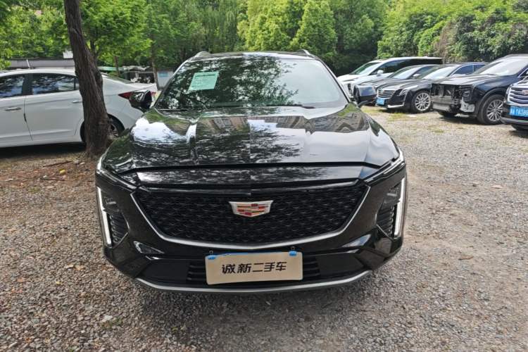 Used Cadillac GT4 2023 25T Luxury Model Front
