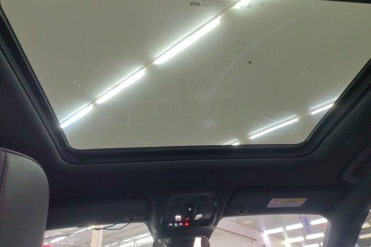Used Cadillac GT4 2023 25T Luxury Model Headliner