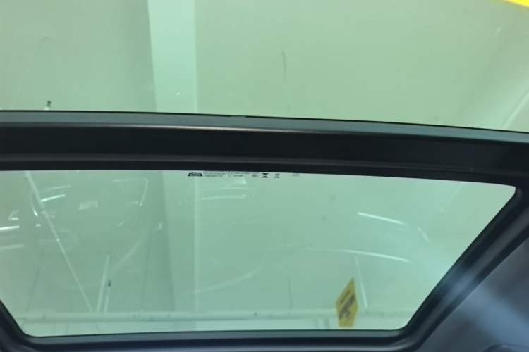 Used Cadillac GT4 2023 25T Fashion Edition Headliner