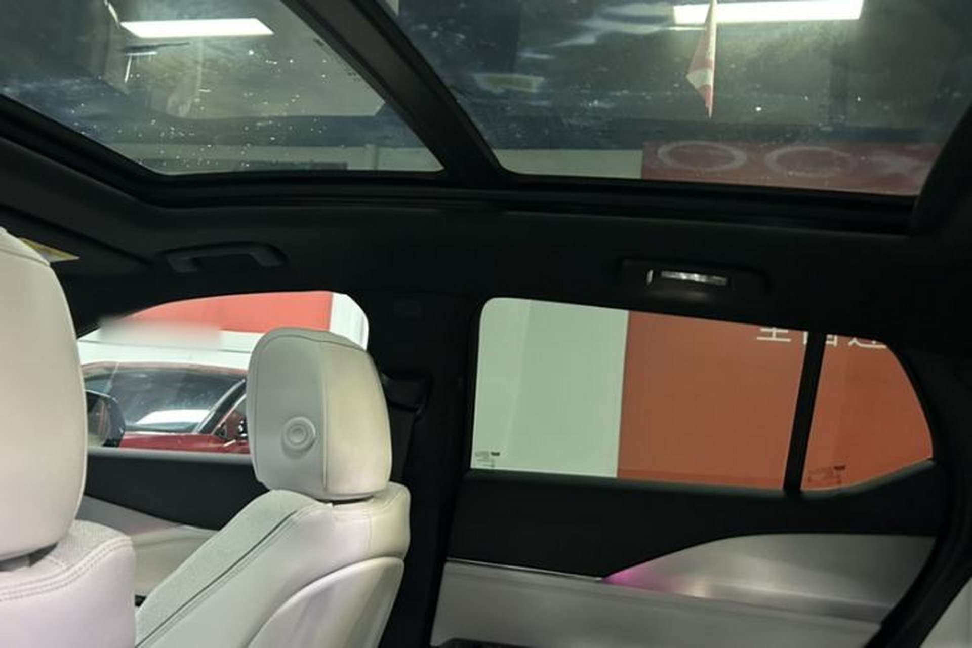 Used Cadillac GT4 2023 25T Luxury Model Interior 4