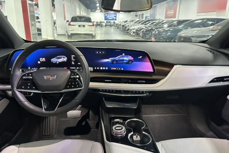 Used Cadillac GT4 2023 25T Luxury Model Interior 5