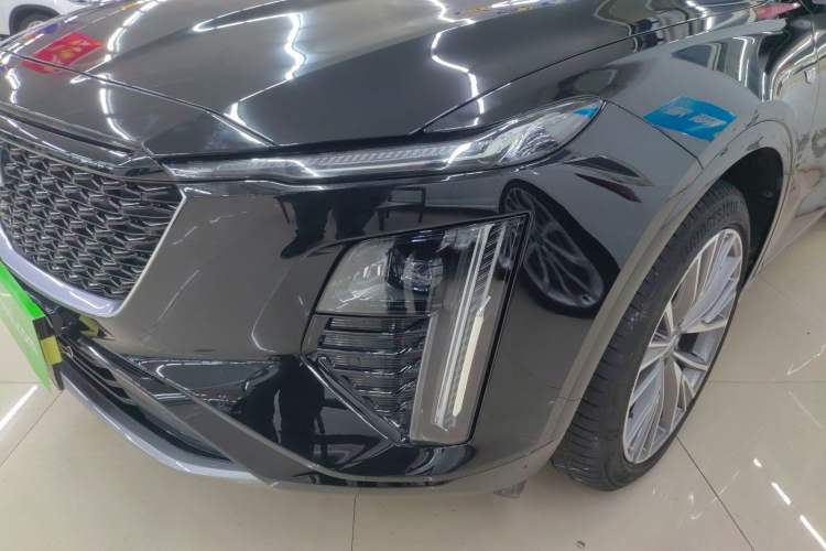 Used Cadillac GT4 2023 25T Luxury Model Left Front Headlight