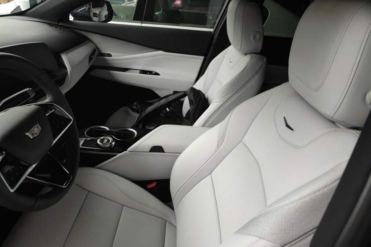Used Cadillac GT4 2023 25T Luxury Model Left Front Seat