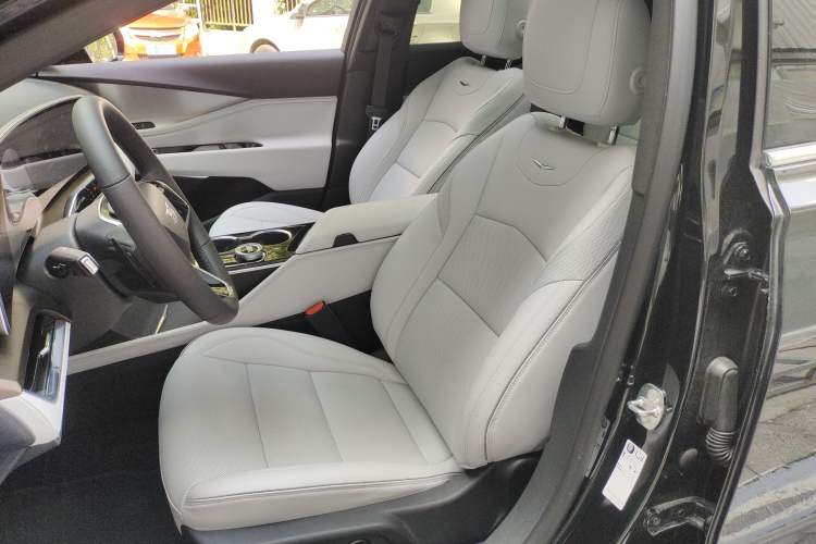 Used Cadillac GT4 2023 25T Luxury Model Left Front Seat
