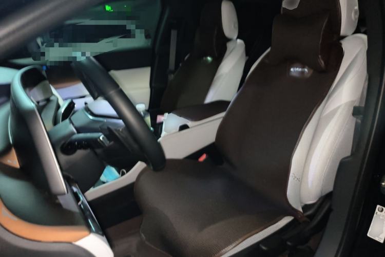 Used Cadillac GT4 2023 25T Fashion Edition Left Front Seat