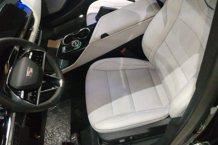 Used Cadillac GT4 2023 25T Prestige Version Left Front Seat