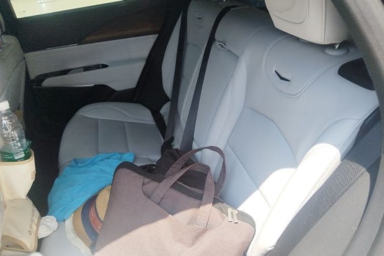 Used Cadillac GT4 2023 25T Fashion Edition Left Rear Seat