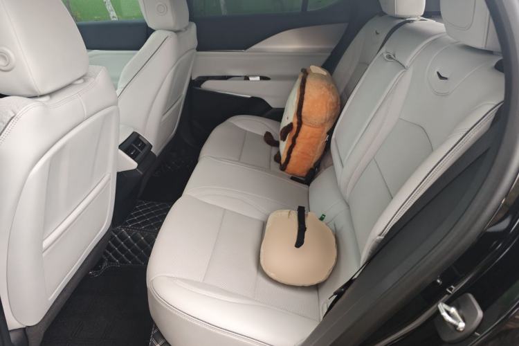 Used Cadillac GT4 2023 25T Luxury Model Left Rear Seat