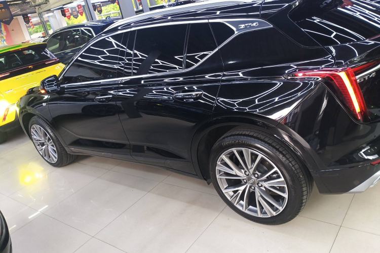 Used Cadillac GT4 2023 25T Luxury Model Left Side