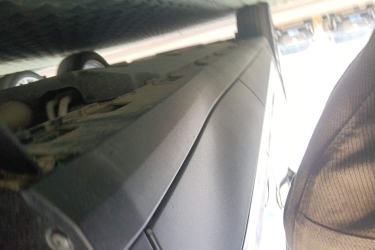 Used Cadillac GT4 2023 25T Fashion Edition Left Side Sill