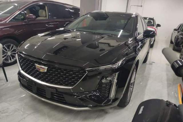 Used Cadillac GT4 2023 25T Luxury Model