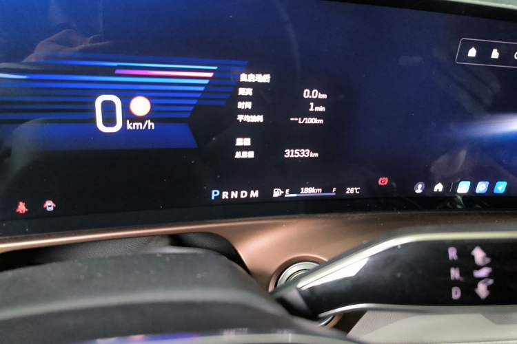 Used Cadillac GT4 2023 25T Fashion Edition Odometer Close Up