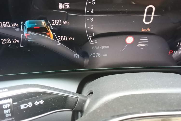 Used Cadillac GT4 2023 25T Luxury Model Odometer Close Up