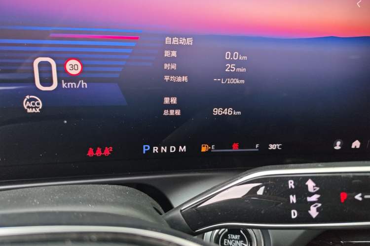 Used Cadillac GT4 2023 25T Luxury Model Odometer Close Up