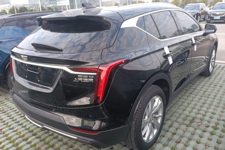 Used Cadillac GT4 2023 25T Fashion Edition Rear Right 45 Deg