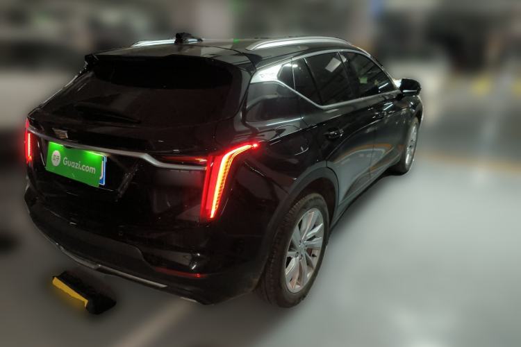 Used Cadillac GT4 2023 25T Fashion Edition Rear Right 45 Deg