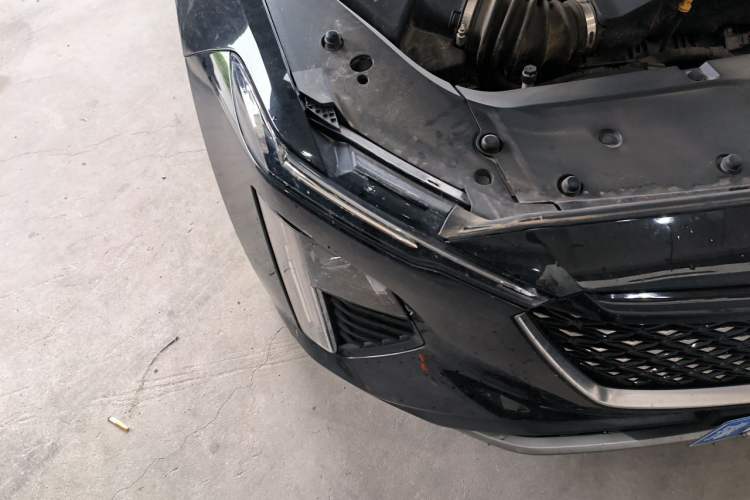 Used Cadillac GT4 2023 25T Fashion Edition Right Front Headlight