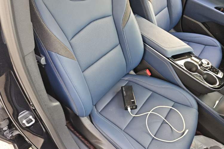 Used Cadillac GT4 2023 25T Luxury Model Right Front Seat