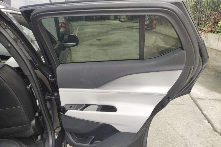 Used Cadillac GT4 2023 25T Luxury Model Right Rear Door Interior