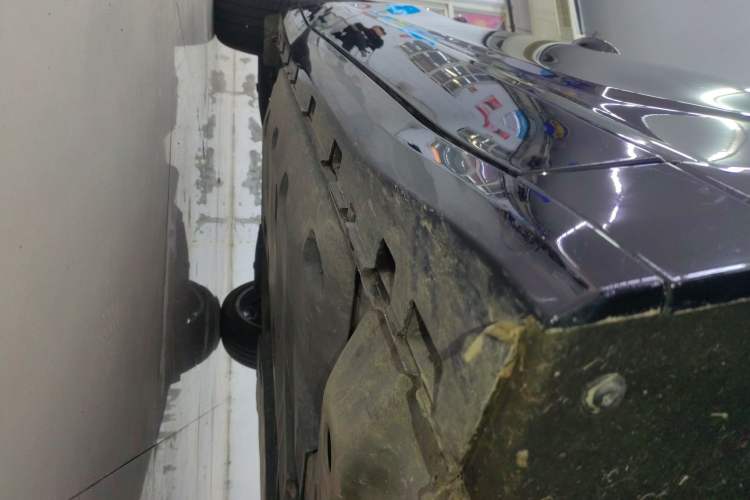 Used Cadillac GT4 2023 25T Luxury Model Right Side Sill