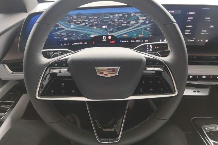 Used Cadillac GT4 2023 25T Luxury Model Steering Wheel